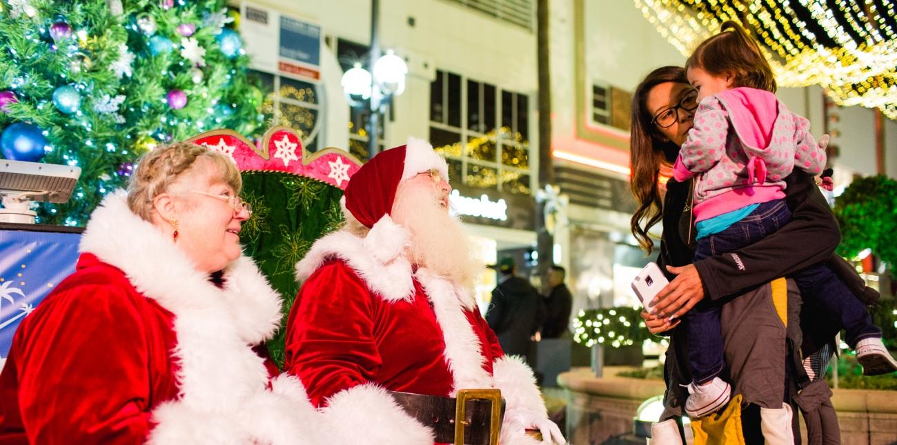 LIGHT UP THE HOLIDAYS IN DOWNTOWN SANTA MONICA